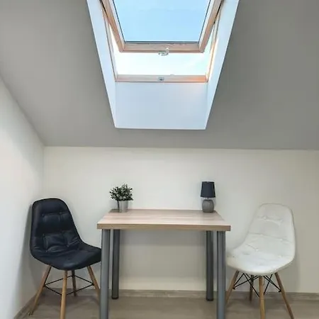 Skyline 1 Apartment *